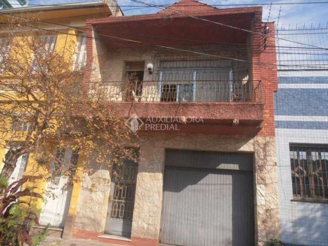 Casa em condomínio fechado com 4 quartos à venda na Rua Almirante Barroso, 399, Floresta, Porto Alegre, 280 m2 por R$ 180.000