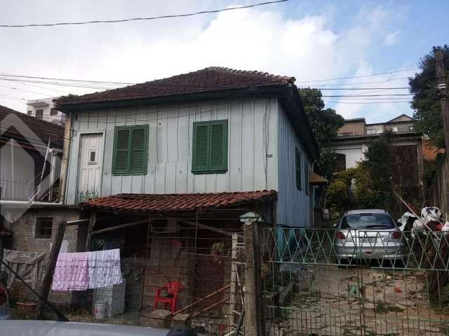 Terreno à venda na Avenida Ipê, 653, Vila Jardim, Porto Alegre, 351 m2 por R$ 395.000