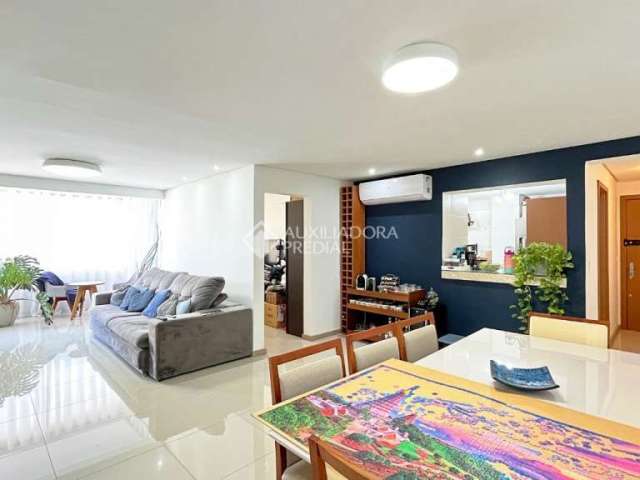 Apartamento com 3 quartos à venda na Rua Araruama, 805, Vila Jardim, Porto Alegre, 134 m2 por R$ 1.400.000