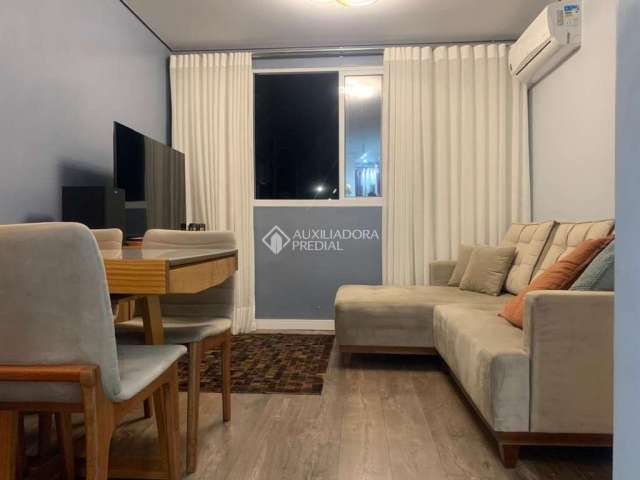 Apartamento com 2 quartos à venda na Rua Engenheiro Sadi Castro, 1040, Sarandi, Porto Alegre, 41 m2 por R$ 285.000