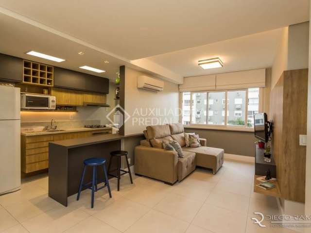 Apartamento com 2 quartos à venda na Rua Frederico Otávio Domingues Barbosa, 50, São Sebastião, Porto Alegre, 60 m2 por R$ 549.000