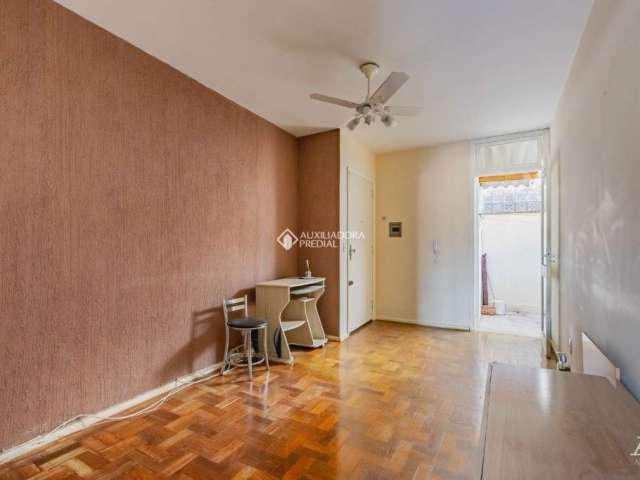 Apartamento com 1 quarto à venda na Rua Martim Minaberry, 155, Partenon, Porto Alegre, 59 m2 por R$ 180.500