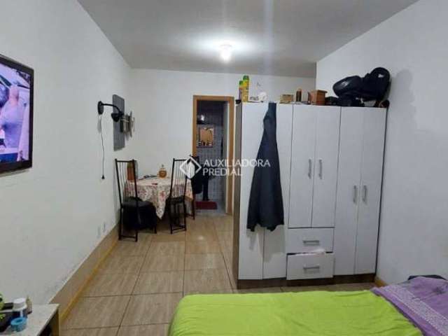 Apartamento com 1 quarto à venda na Rua Gomes Jardim, 1070, Santana, Porto Alegre, 31 m2 por R$ 154.950