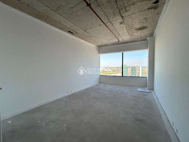 Sala comercial para alugar na Avenida Padre Cacique, 2703, Praia de Belas, Porto Alegre, 34 m2 por R$ 1.900