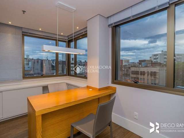 Sala comercial à venda na Avenida Taquara, 183, Petrópolis, Porto Alegre, 41 m2 por R$ 499.000