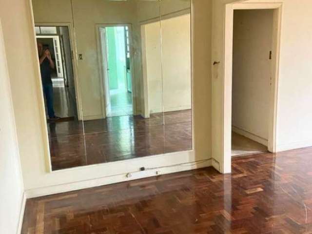 Apartamento com 3 quartos para alugar na Praça Dom Feliciano, 56, Centro Histórico, Porto Alegre, 136 m2 por R$ 2.000