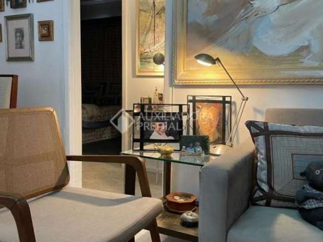 Apartamento com 3 quartos à venda na Rua Jerônimo Coelho, 95, Centro Histórico, Porto Alegre, 84 m2 por R$ 335.000