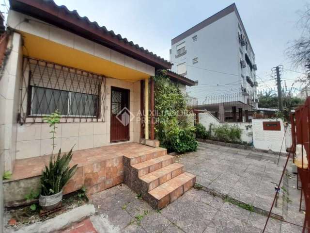 Casa com 3 quartos à venda na Rua Fernando Cortez, 486, Cristo Redentor, Porto Alegre, 540 m2 por R$ 650.000