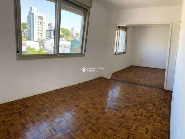 Apartamento com 2 quartos à venda na Avenida Benjamin Constant, 1559, São João, Porto Alegre, 84 m2 por R$ 270.000