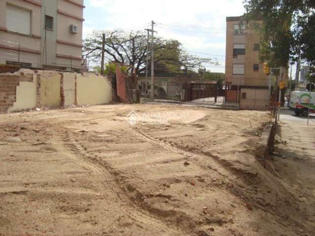 Terreno à venda na Avenida Grécia, 941, Passo da Areia, Porto Alegre, 484 m2 por R$ 1.710.000