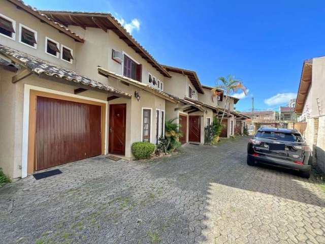 Casa em condomínio fechado com 3 quartos à venda na Travessa Alfredo Magalhães, 128, Ipanema, Porto Alegre, 229 m2 por R$ 590.000