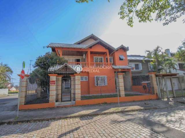 Casa com 3 quartos à venda na Rua Doutor Derly Monteiro, 675, Jardim Itu Sabará, Porto Alegre, 252 m2 por R$ 1.307.600