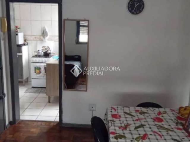 Apartamento com 2 quartos à venda na Rua Zeferino Dias, 191, Sarandi, Porto Alegre, 48 m2 por R$ 200.000