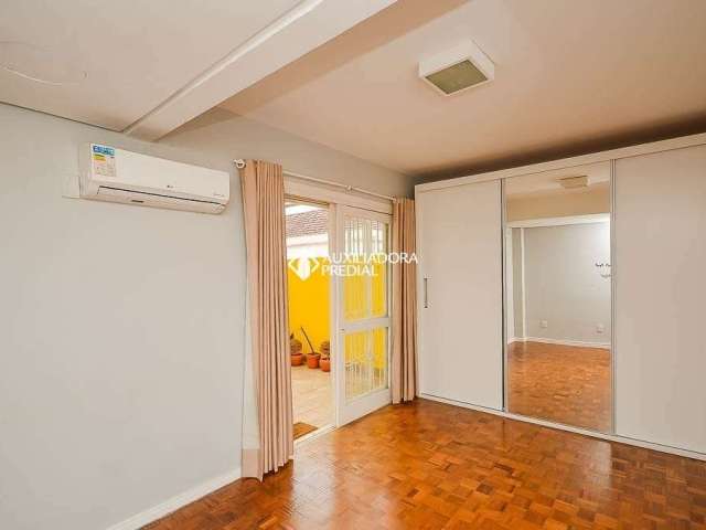 Apartamento com 2 quartos à venda na Avenida Independência, 479, Independência, Porto Alegre, 70 m2 por R$ 450.000