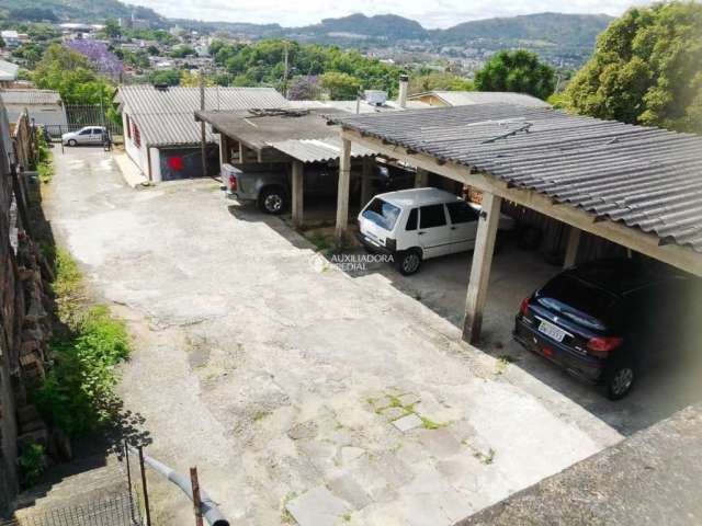 Casa em condomínio fechado com 1 quarto à venda na Rua Carlos Superti, 105, Vila Nova, Porto Alegre, 484 m2 por R$ 320.000