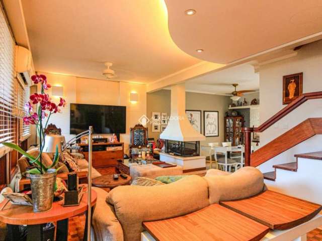 Casa em condomínio fechado com 3 quartos à venda na Rua Ernesto Paiva, 46, Tristeza, Porto Alegre, 246 m2 por R$ 1.697.000