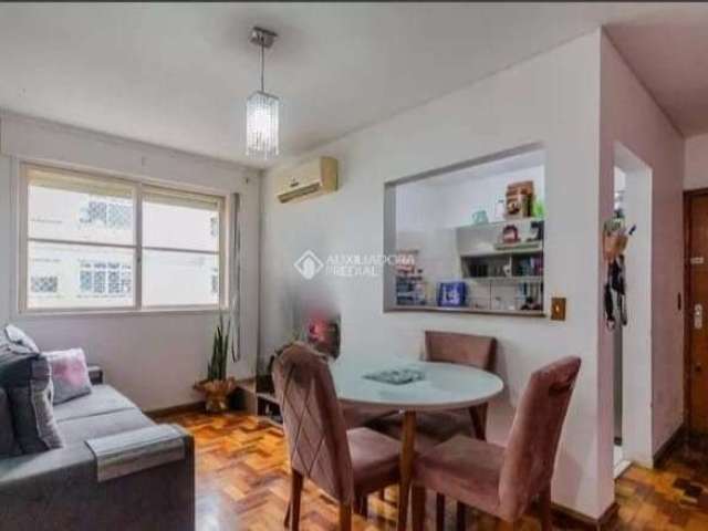 Apartamento com 2 quartos à venda na Rua Camaquã, 121, Camaquã, Porto Alegre, 57 m2 por R$ 230.000