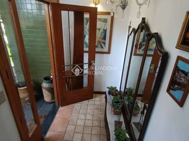 Casa com 3 quartos à venda na Rua João Mendes Ouriques, 400, Jardim Isabel, Porto Alegre, 260 m2 por R$ 1.350.000