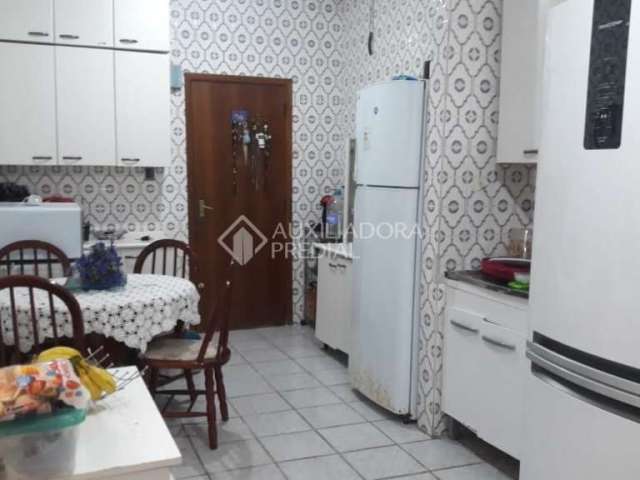 Apartamento com 3 quartos à venda na Rua Vinte de Setembro, 436, Azenha, Porto Alegre, 98 m2 por R$ 299.000