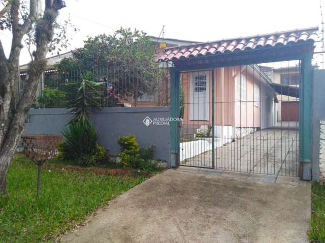 Casa com 2 quartos à venda na Avenida da Serraria, 289, Espírito Santo, Porto Alegre, 120 m2 por R$ 425.000