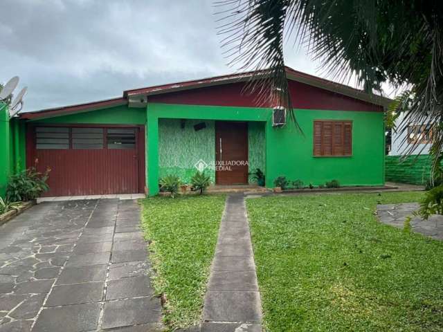 Casa com 3 quartos à venda na Rua América, 402, Canudos, Novo Hamburgo, 138 m2 por R$ 580.000