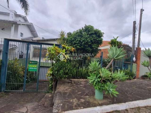 Casa com 4 quartos à venda na Rua Júlio Adams, 978, Guarani, Novo Hamburgo, 306 m2 por R$ 499.000