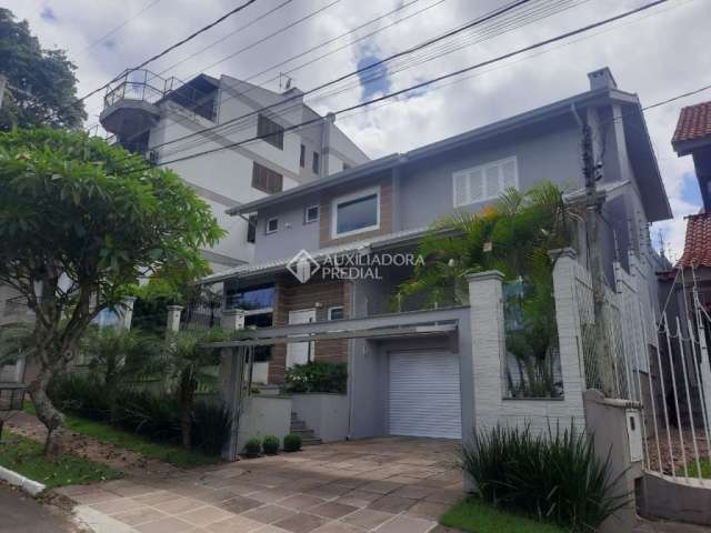 Casa com 3 quartos à venda na Rua Oscar Ludwig, 500, Jardim Mauá, Novo Hamburgo, 242 m2 por R$ 1.425.000