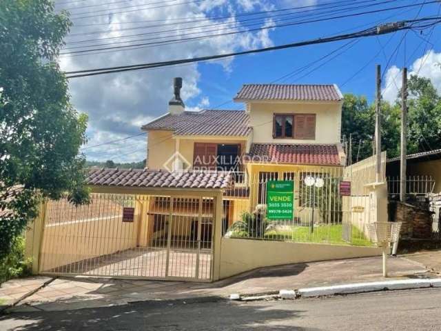 Casa com 3 quartos à venda na Rua São Luiz Gonzaga, 710, Guarani, Novo Hamburgo, 220 m2 por R$ 585.000