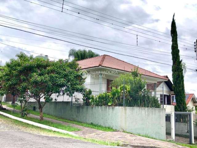 Casa com 3 quartos à venda na Paquetá, 271, Ouro Branco, Novo Hamburgo, 196 m2 por R$ 1.138.800