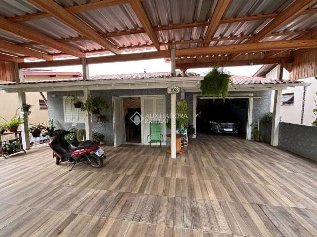 Casa com 2 quartos à venda na ILDO MICHELS, 108, Loteamento Moinho Velho, Dois Irmãos, 120 m2 por R$ 500.000