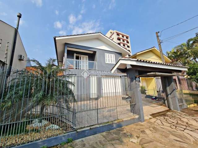 Casa com 3 quartos à venda na Amapá, 79, Boa Vista, Novo Hamburgo, 151 m2 por R$ 850.000