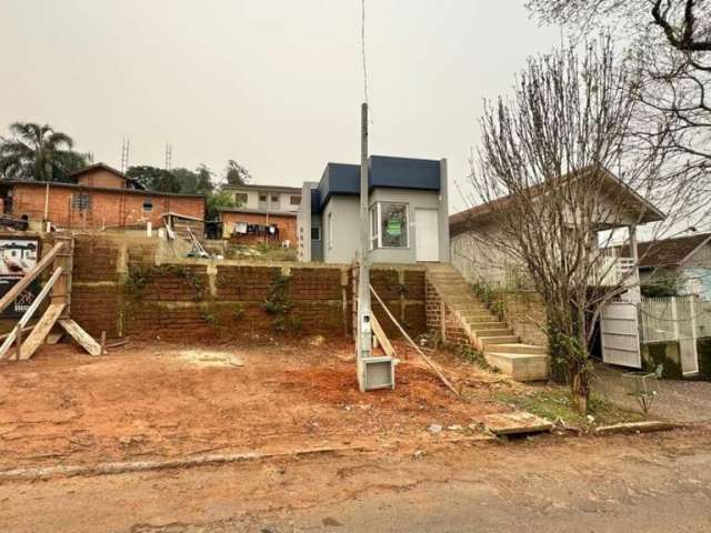 Casa com 2 quartos à venda na Rua Paquistão, 628, Rincão, Novo Hamburgo, 52 m2 por R$ 310.000