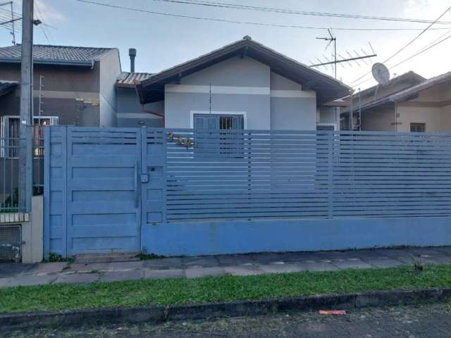 Casa com 3 quartos à venda na Primeiro de Maio, 330, Centro, Campo Bom, 75 m2 por R$ 570.000