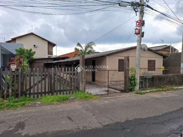 Casa com 4 quartos à venda na Rua José Plácido de Castro, 133, Canudos, Novo Hamburgo, 210 m2 por R$ 320.000