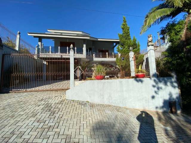 Casa em condomínio fechado com 4 quartos à venda na ITAQUI, 173, Imigrante, Campo Bom, 265 m2 por R$ 1.100.000