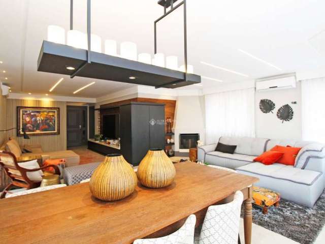 Apartamento com 3 quartos à venda na Rua Carvalho Monteiro, 390, Petrópolis, Porto Alegre, 155 m2 por R$ 2.660.000