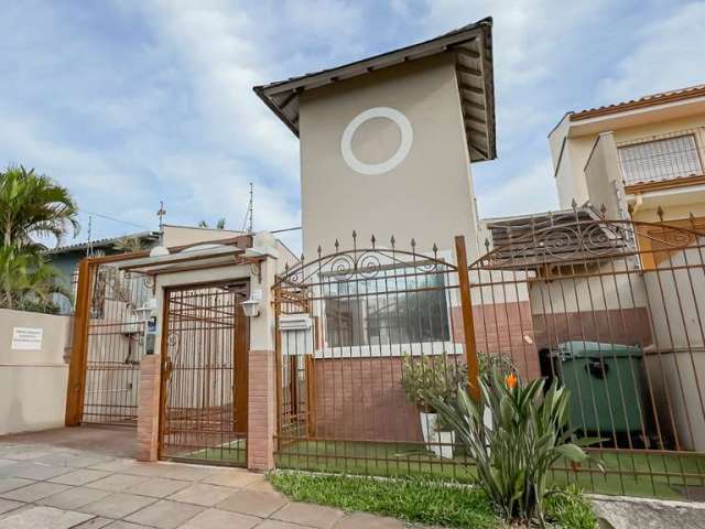 Casa em condomínio fechado com 3 quartos à venda na Rua Augusto Attílio Giordani, 87, São Sebastião, Porto Alegre, 164 m2 por R$ 750.000