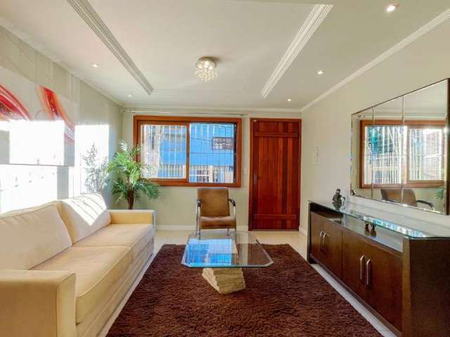 Casa com 3 quartos à venda na Rua Vera Cruz, 253, Vila Ipiranga, Porto Alegre, 153 m2 por R$ 695.000