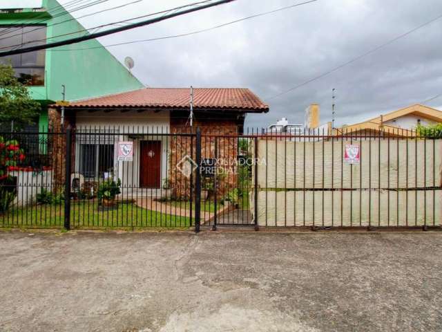 Casa com 3 quartos à venda na Travessa Professor Emeterio Garcia Fernandez, 192, Cristo Redentor, Porto Alegre, 499 m2 por R$ 1.150.000