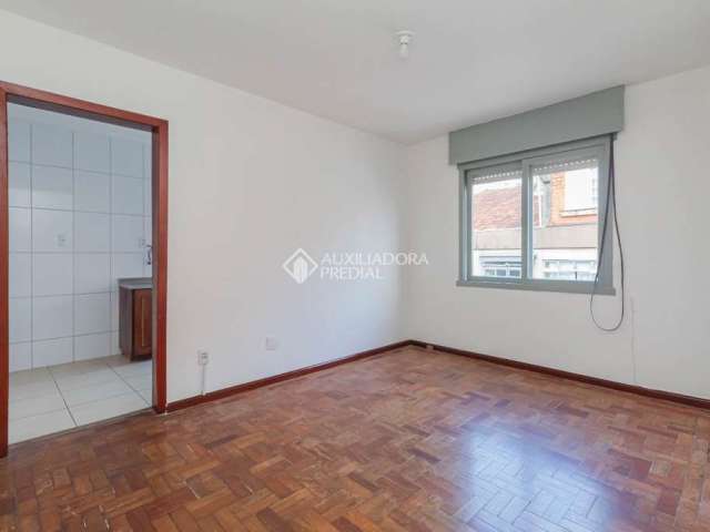 Apartamento com 2 quartos à venda na Rua Doutor Dário de Bittencourt, 135, Jardim Europa, Porto Alegre, 55 m2 por R$ 235.000