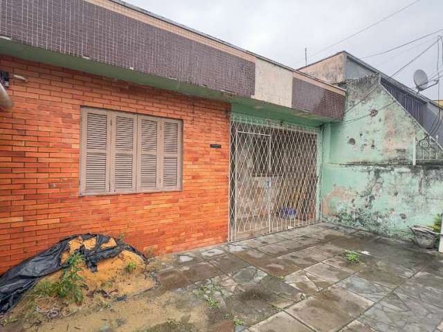 Casa com 4 quartos à venda na Avenida Sargento Manoel Raymundo Soares, 60, Jardim Carvalho, Porto Alegre, 128 m2 por R$ 460.000