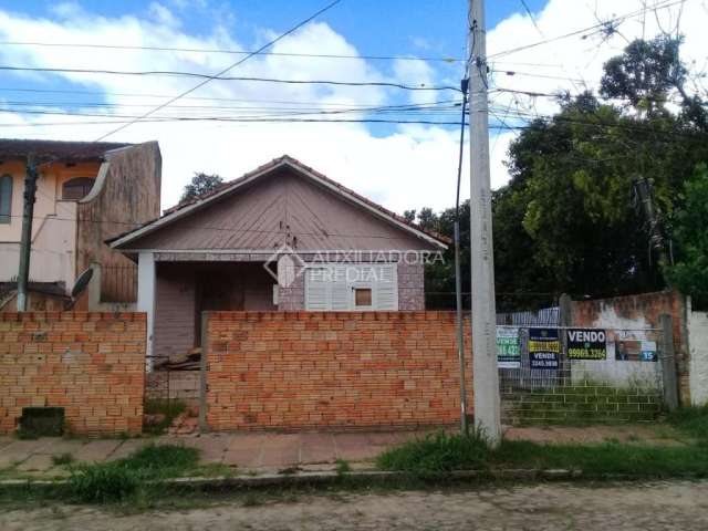 Terreno em condomínio fechado à venda na Praça Aratiba, 40, Cavalhada, Porto Alegre por R$ 230.000