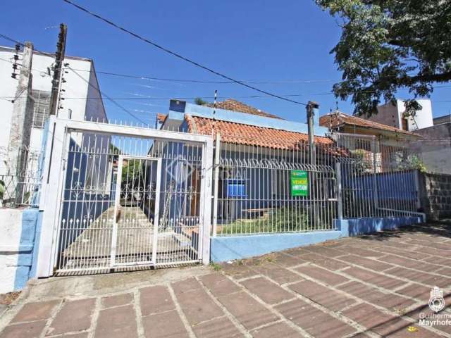 Casa com 3 quartos à venda na Rua Guilherme Alves, 1752, Partenon, Porto Alegre, 254 m2 por R$ 1.065.000