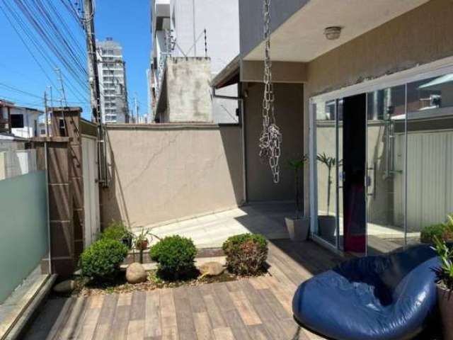 Linda Casa - 1 Suíte + 2 Qts - 300 m² - São João - Itajaí/SC