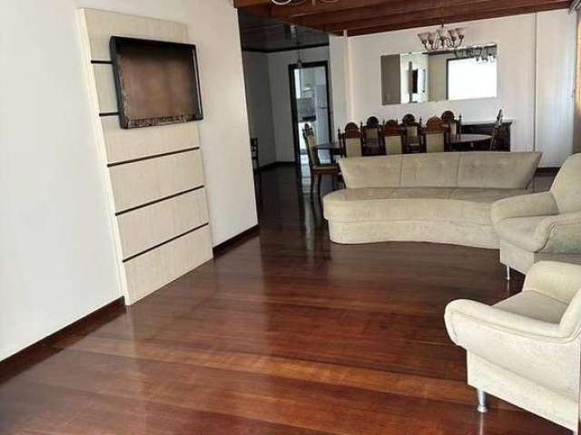 Apto diferenciado - 1 Suíte + 2 Qts + 2 vagas - 160 m² - Centro - Itajaí/SC