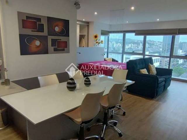 Loft com 1 quarto à venda na Avenida Borges de Medeiros, 2277, Praia de Belas, Porto Alegre, 49 m2 por R$ 900.000