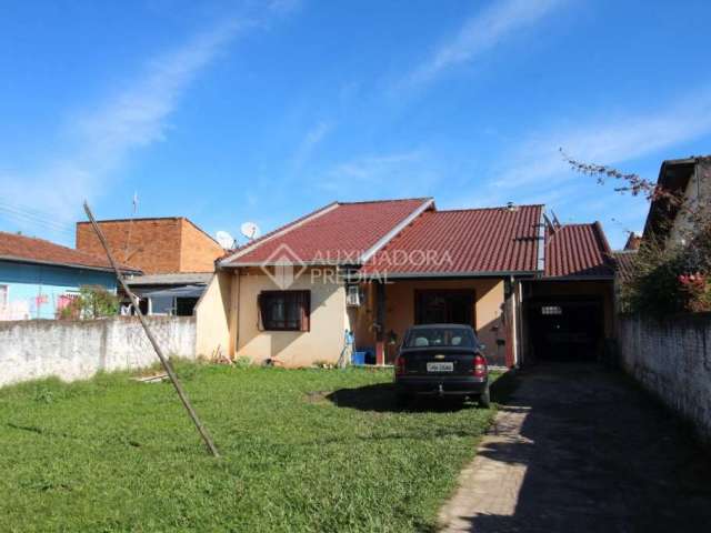 Casa com 3 quartos à venda na Rua Fernando Abott, 116, Rio dos Sinos, São Leopoldo, 166 m2 por R$ 320.000