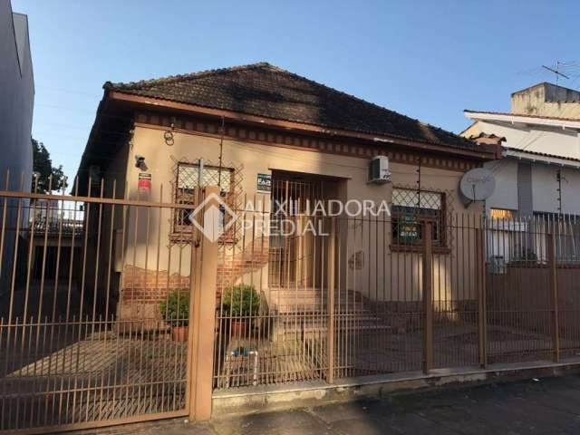 Casa com 3 quartos à venda na Rua São João, 1004, Centro, São Leopoldo, 179 m2 por R$ 860.000