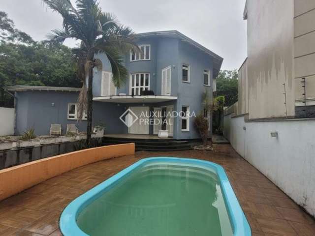 Casa com 3 quartos à venda na PADRE TEOBALDO FRANTZ, 240, Cristo Rei, São Leopoldo, 239 m2 por R$ 780.000