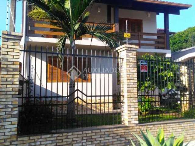 Casa com 5 quartos à venda na Rua Lacy Pereira Figueiro, 280, Santa Teresa, São Leopoldo, 246 m2 por R$ 1.100.000